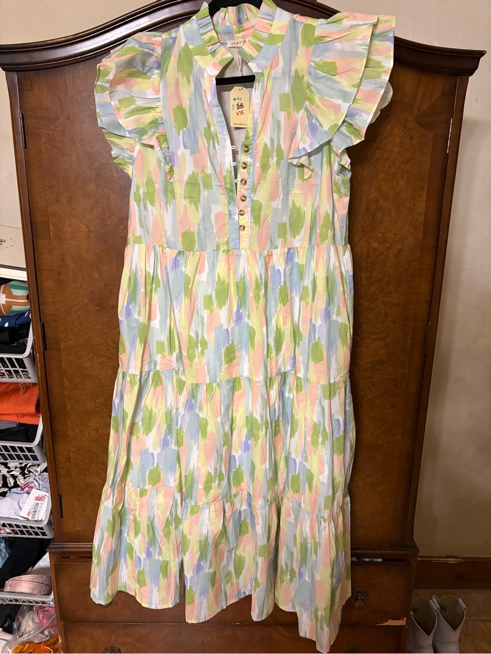NWT, Tiered Flutter-Sleeve Midi Dress in Pastel Brushstroke Print, size L
